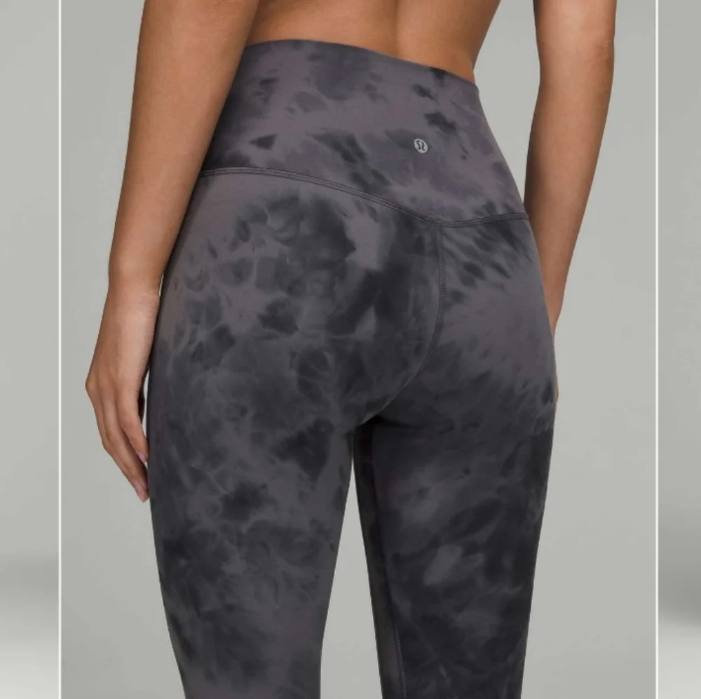 Lululemon Align High Rise Crop - Picture 4 of 10